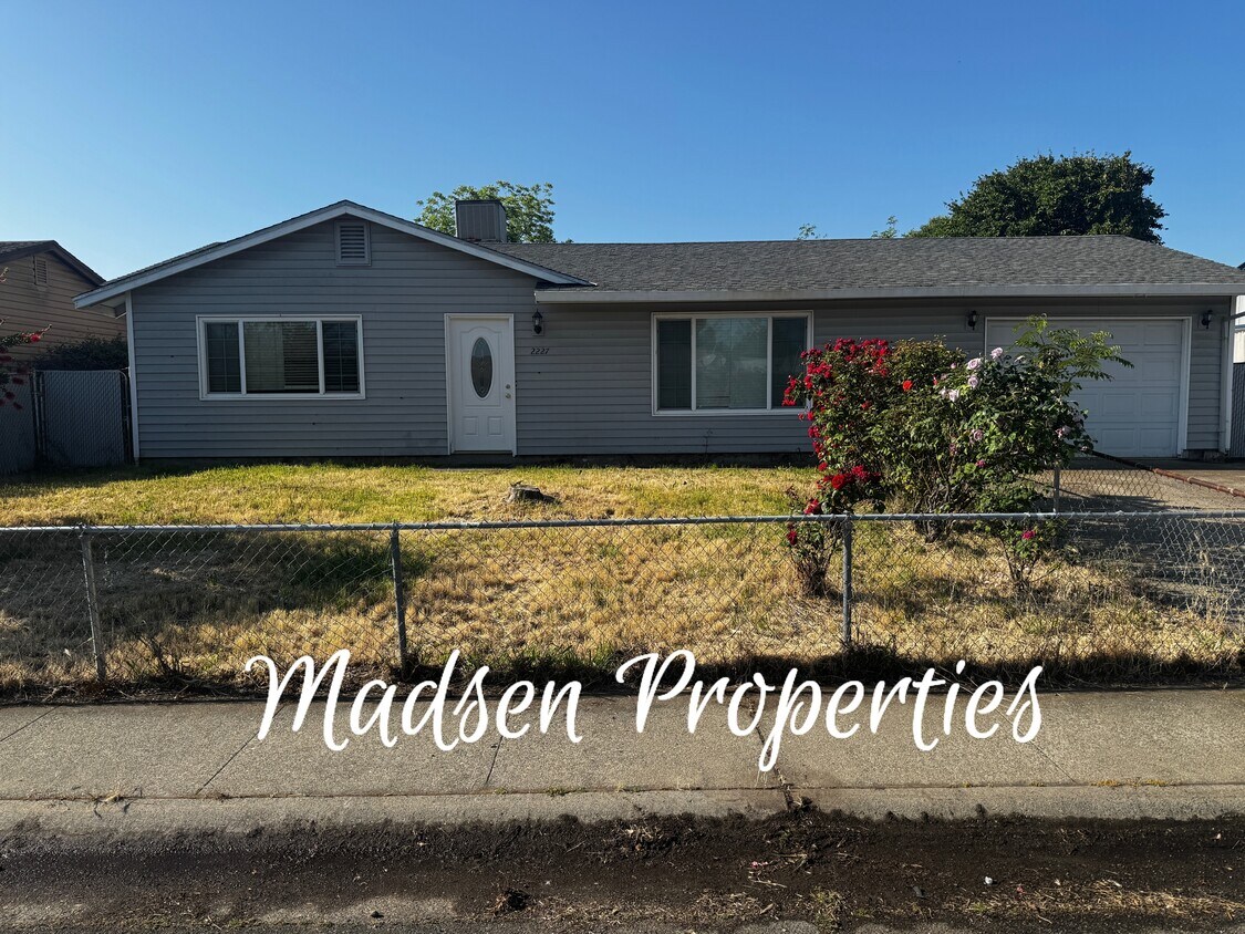 Foto principal - 2227 Stump Dr