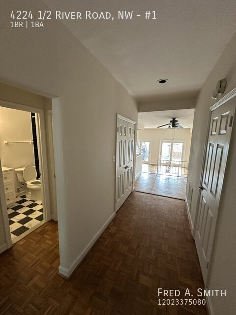 Foto del edificio - 4224 1/2 River Road, NW-#1