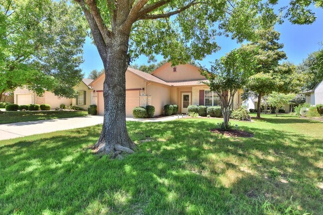 Building Photo - 508 Texas Dr