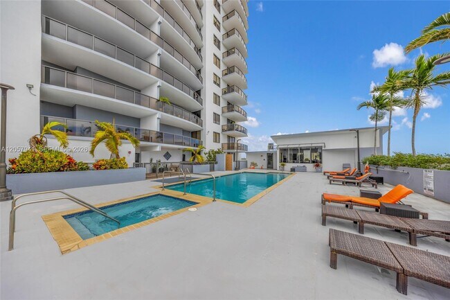 Foto del edificio - 2301 SW 27th Ave