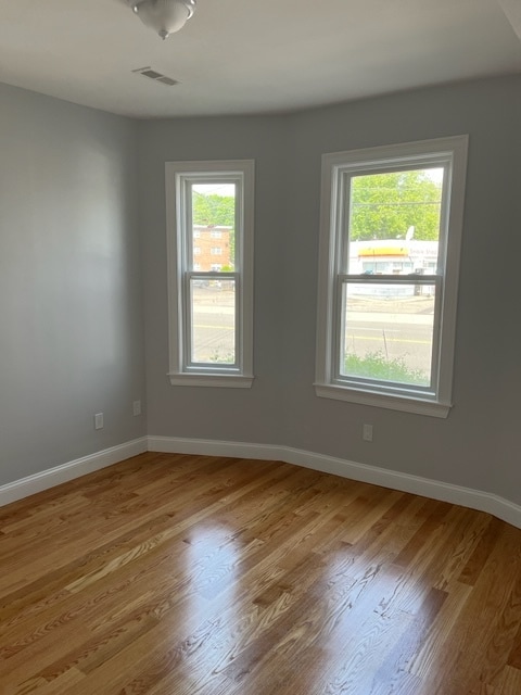 Photo - 124 Spring St Apartments