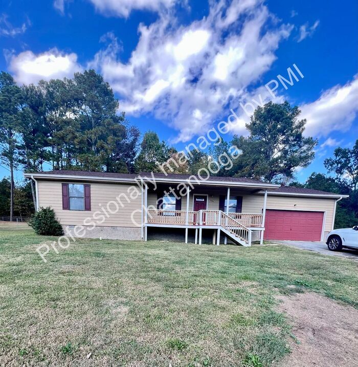 3 bedroom 1.5 bath now available in Chicka... House for Rent in