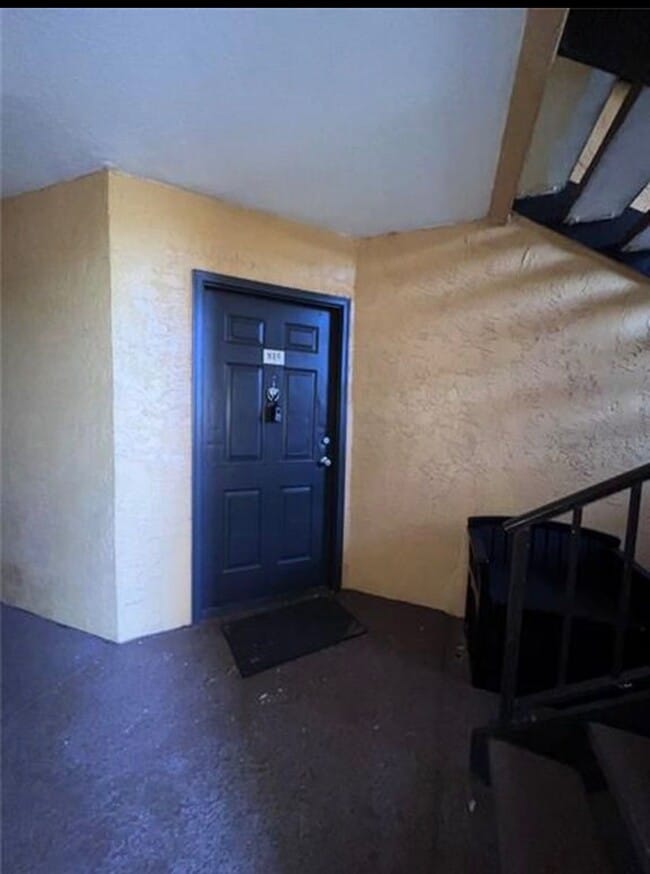 Front entry door - 4658 Commander Dr