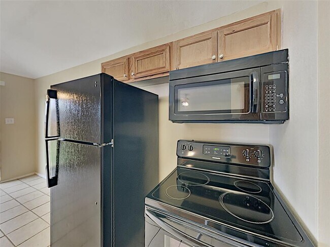 Building Photo - 5313 Jalah Ct