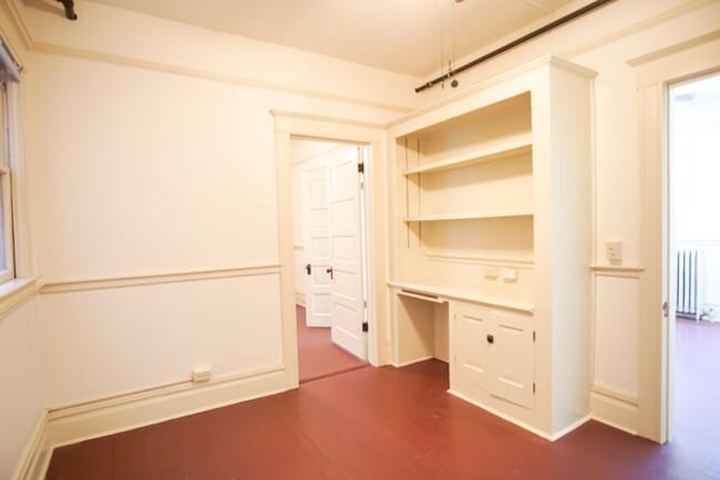 Building Photo - Restored Historic 1-Bdr Beauty Ready Late ...
