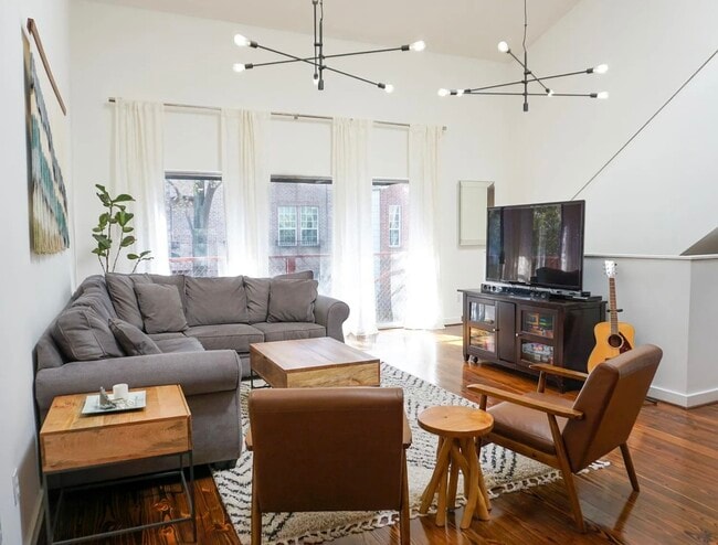 Foto del edificio - 5233 Blossom St