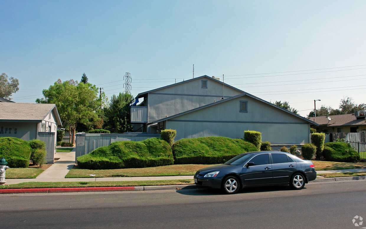 Primary Photo - 4751 E Mckinley Ave