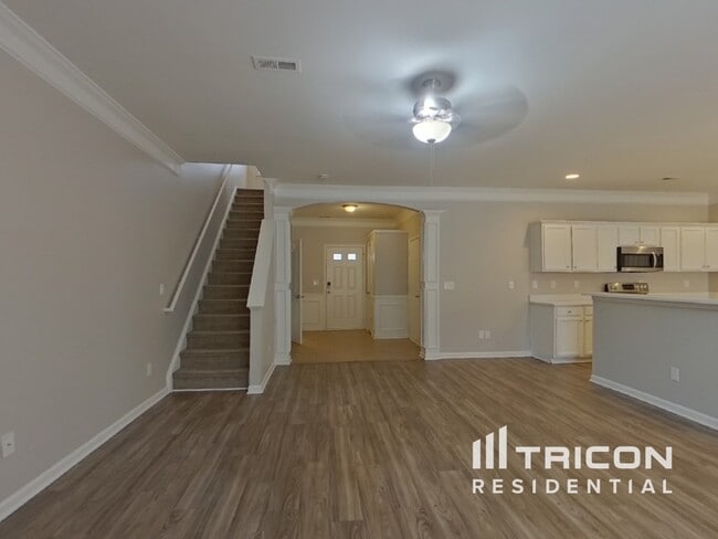 Building Photo - 536 Mountain Quail Dr