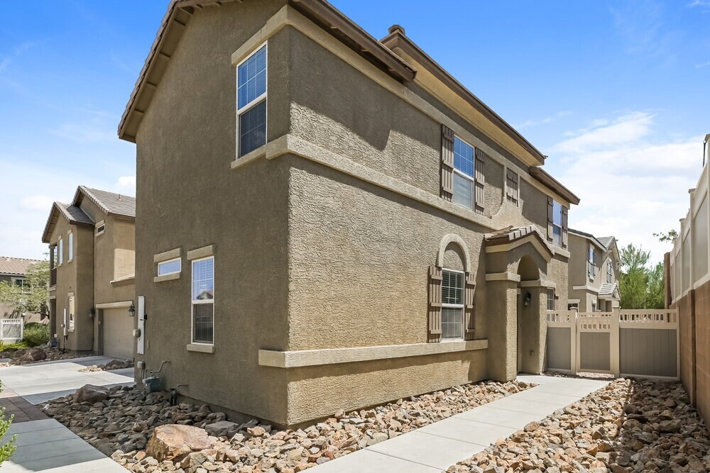Foto principal - 967 Wembly Hills Pl