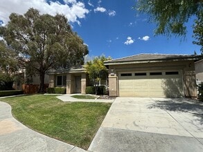 Building Photo - 13818 Goldfinch Ct