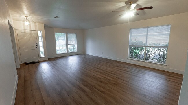 Foto del edificio - Forrest Creek Round Rock Rental