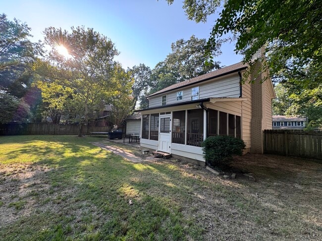Building Photo - 197 York Haven Dr