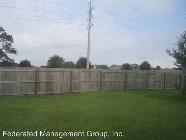 Building Photo - 1498 Summit Oaks Dr E