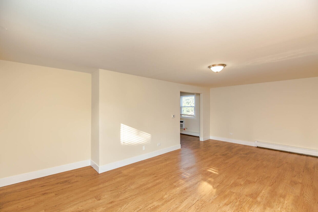 Primary Photo - 3025 N Harlem Ave