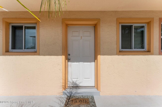Building Photo - 211 Circle Dr