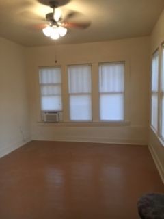 Foto del edificio - 350 Highway 105 E