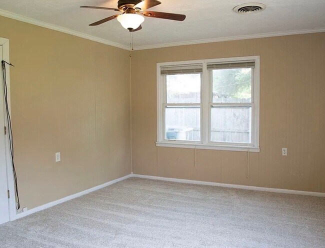 Foto del edificio - 3922 Willow Run Dr