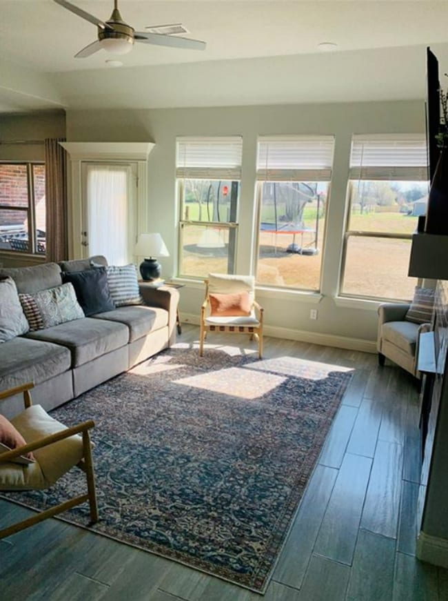 Photo - Stylish 4-Bed With Fireplace & Covered Porch House