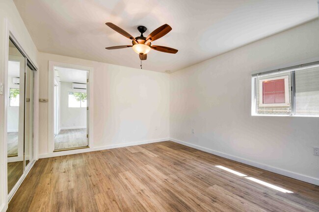 Foto del edificio - 5321 Stratford Rd