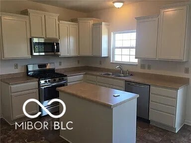 Foto del edificio - 5421 Tanglewood Ln