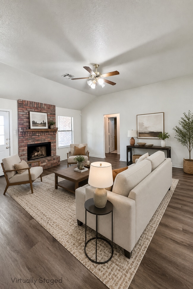 Building Photo - 5603 Golden Dr