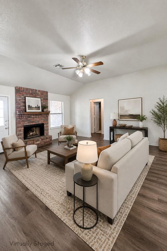 Foto del edificio - Inviting 3 Bedroom 2.25 Bath home in Hymesa Estates!
