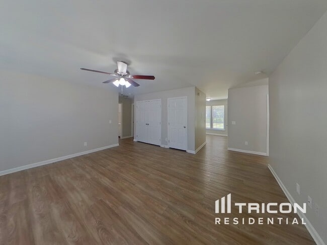 Foto del edificio - 8130 Chimore Ln