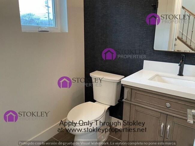 Building Photo - 3184 Manor Ave