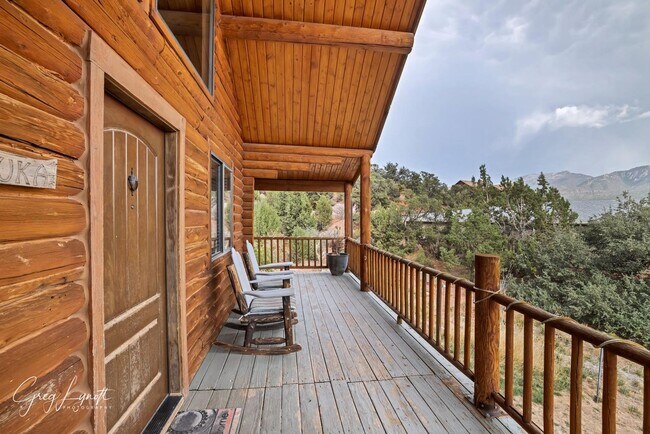 Foto del edificio - Mountain living in Central, Utah!