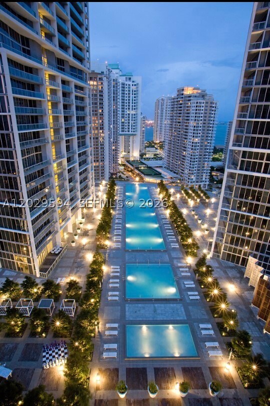 Foto del edificio - 495 Brickell Ave