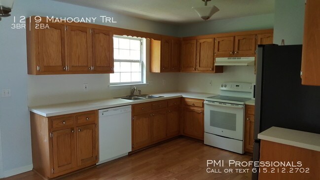 Foto del edificio - ***PENDING***3 BEDROOM, 2 BATHROOM