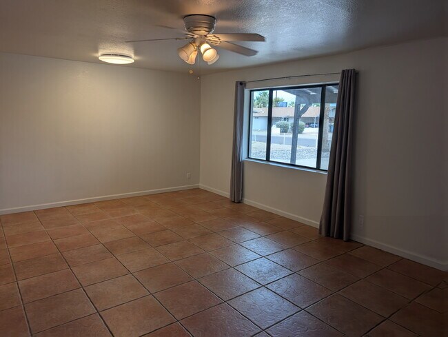 Building Photo - 1857 E Palmcroft Dr