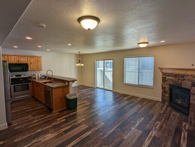 Foto del edificio - 2079 Evans Cove Loop