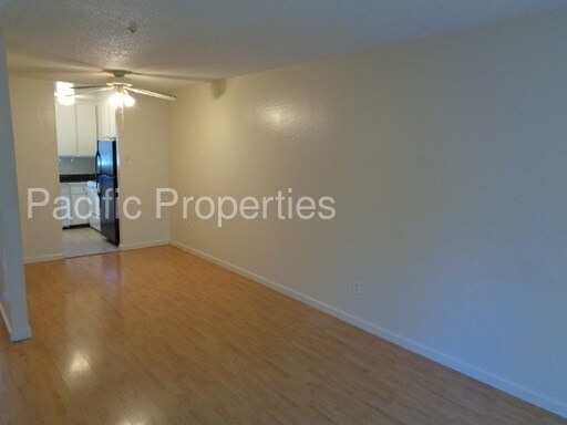 Building Photo - 2 Bedroom Santa Rosa Apartment for rent