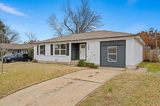 Building Photo - 3528 Hilton Dr