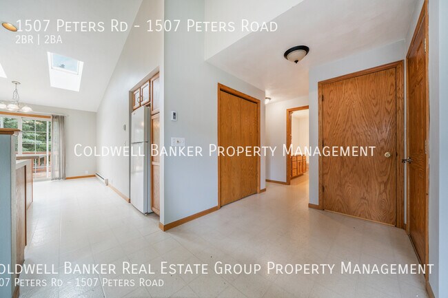 Foto del edificio - 1507 Peters Rd