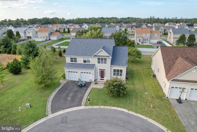 Foto del edificio - 106 Ponds Edge Ct