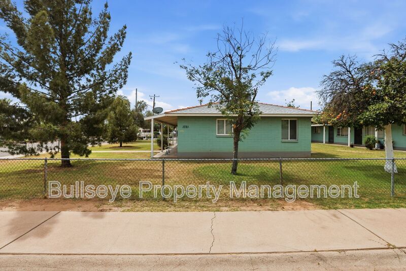 Photo - 1721 E Moreland St #2