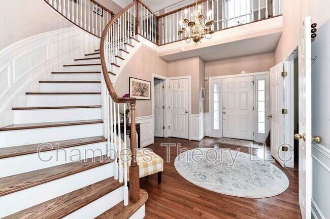 Building Photo - 11913 Parkside Dr
