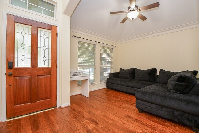 Foto del edificio - 9107 Fernwillow Dr