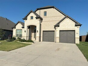 Building Photo - 9008 Saddle Free Trl