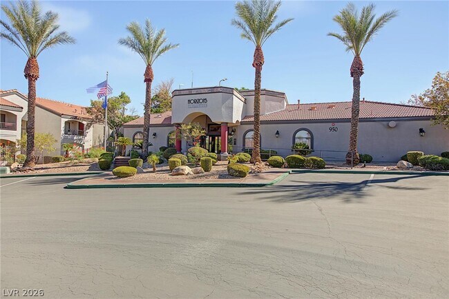 Foto del edificio - 950 Seven Hills Dr