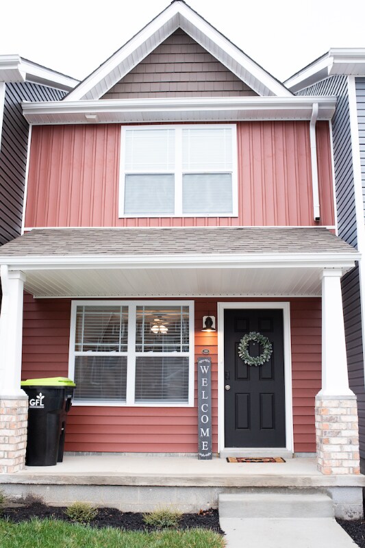 Building Photo - 240 Woodland Vly Ln