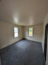 Building Photo - 1187 E 61st St