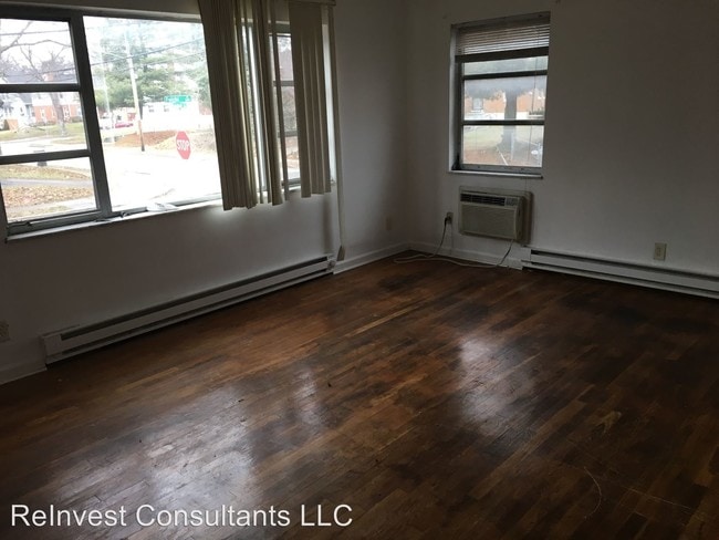 Building Photo - 5694 Folchi Dr