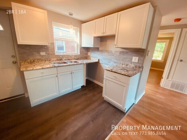 Foto del edificio - 8153 Colfax-FL 1