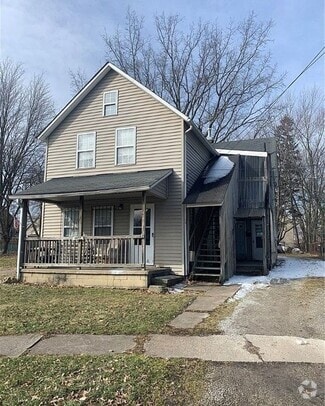 Building Photo - 2344 East Ave