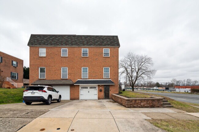 Frente - 100 Rennard Ter