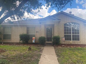 Building Photo - 15330 Geral Ln