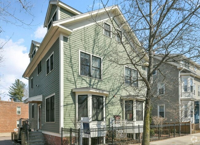 Building Photo - 408 Putnam Ave